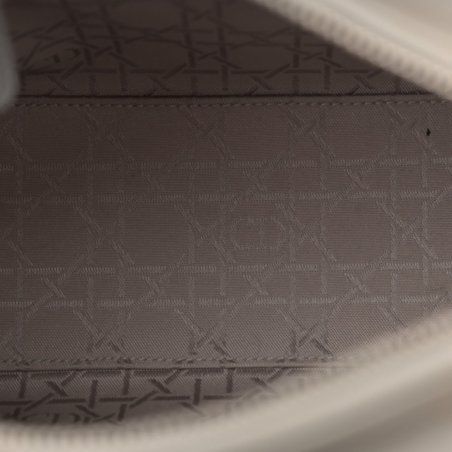 Lambskin Cannage Medium Lady Dior Grey
