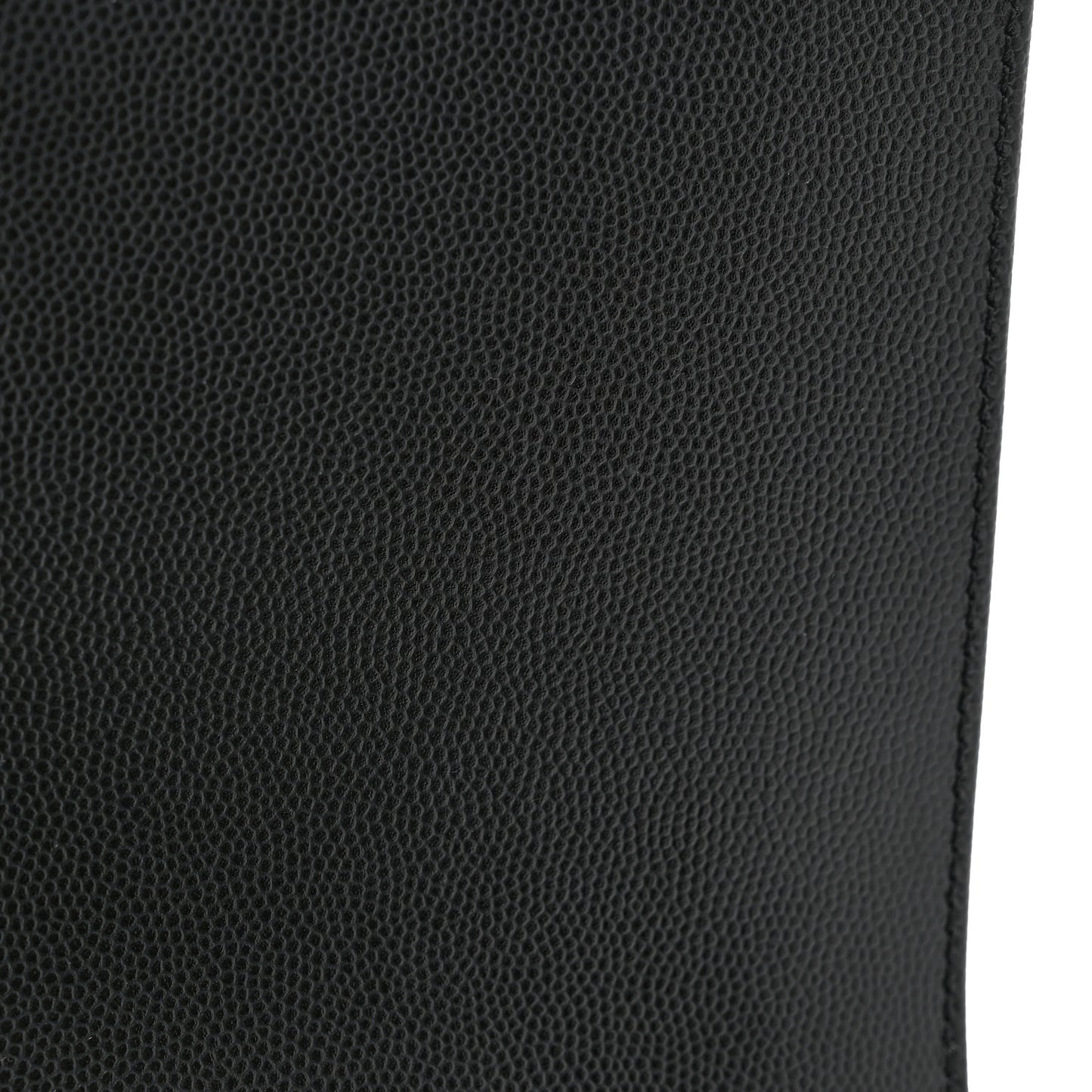 Caviar Quilted Medium Boy Flap Black