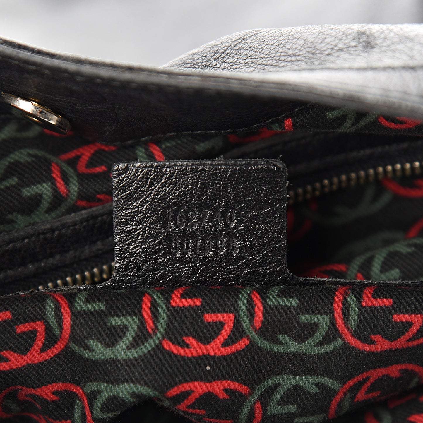 Calfskin Medium Britt Hobo Black
