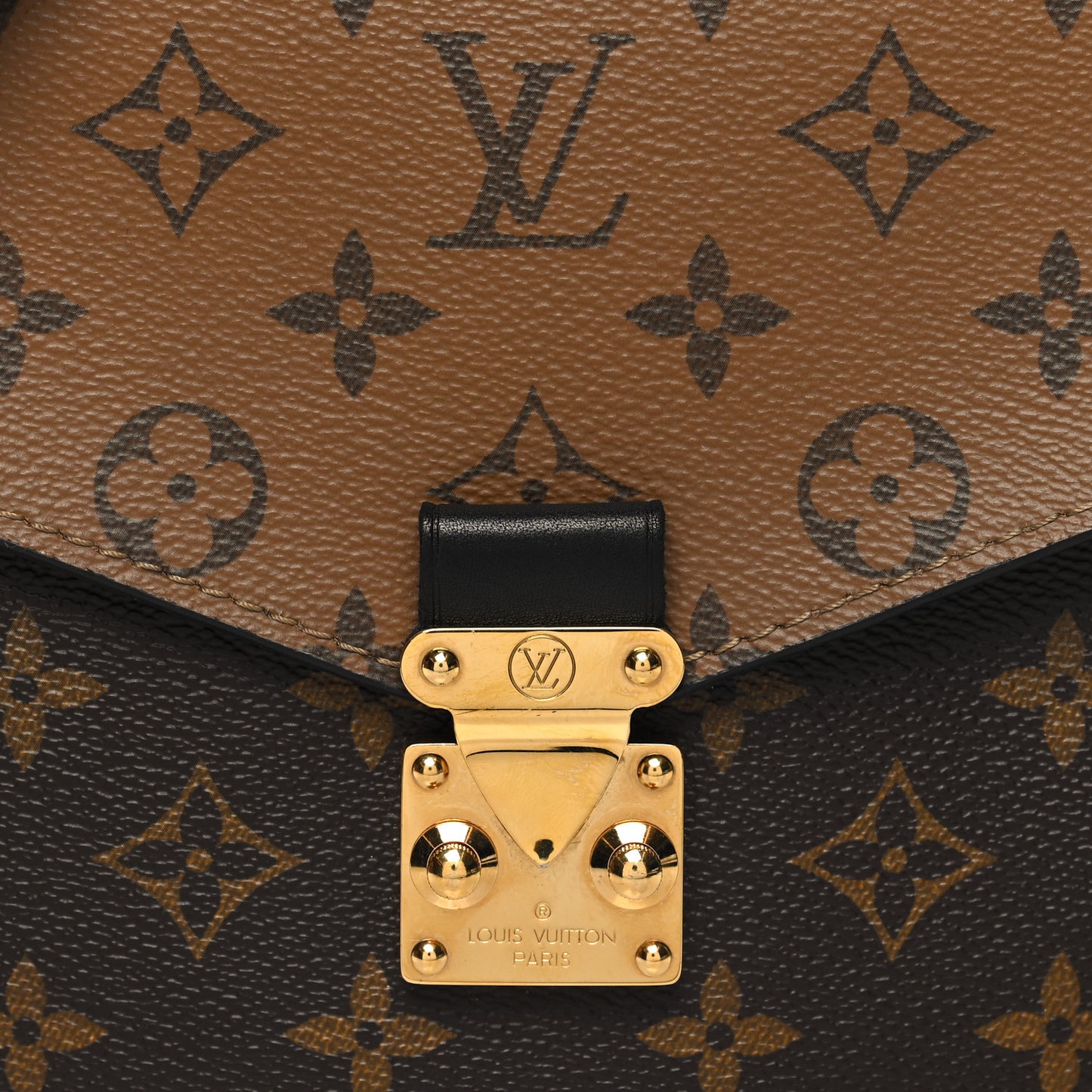 Reverse Monogram Pochette Metis