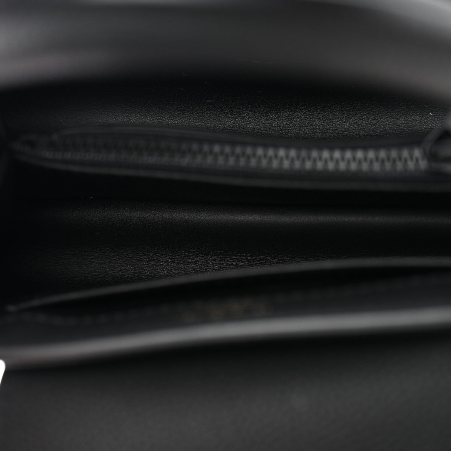 Louis Vuitton Matte Taurillon Capucines East West Mini All Black 6 of 10