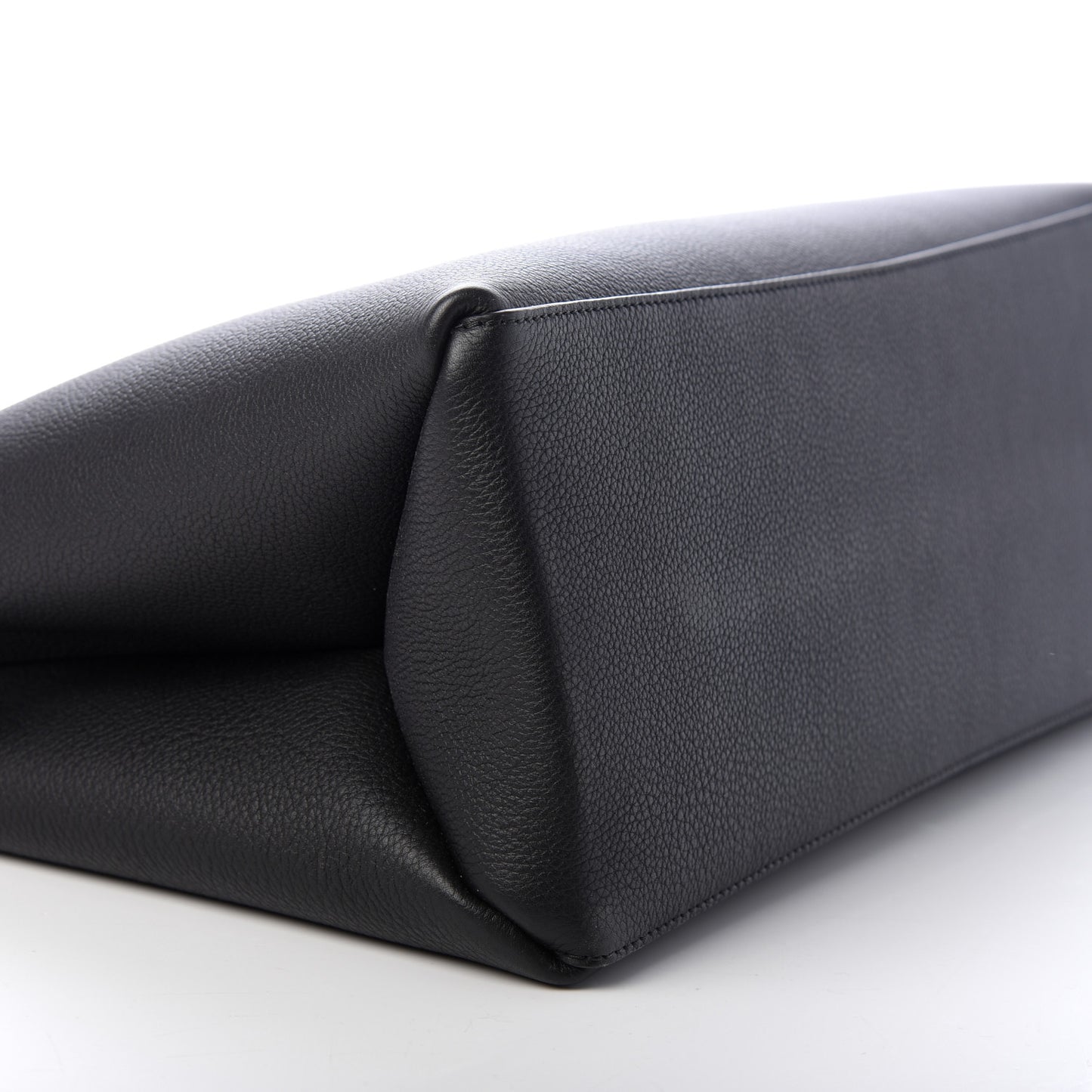 Grained Calfskin Lockme Shopper Black