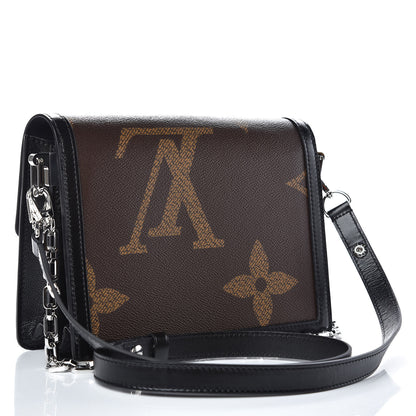 Louis Vuitton Reverse Monogram Giant Dauphine MM 3 of 8
