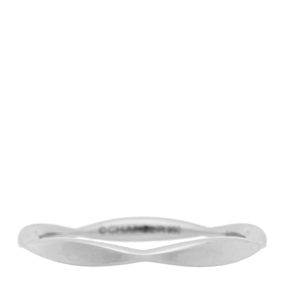 Chanel Platinum Camelie Wedding Band Ring 49 4.75 1 of 4