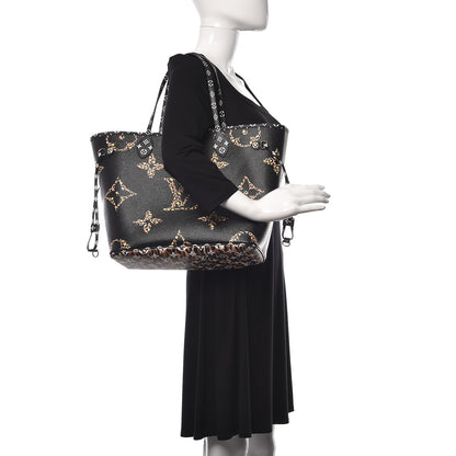 Louis Vuitton Monogram Giant Jungle Neverfull MM Black 2 of 11