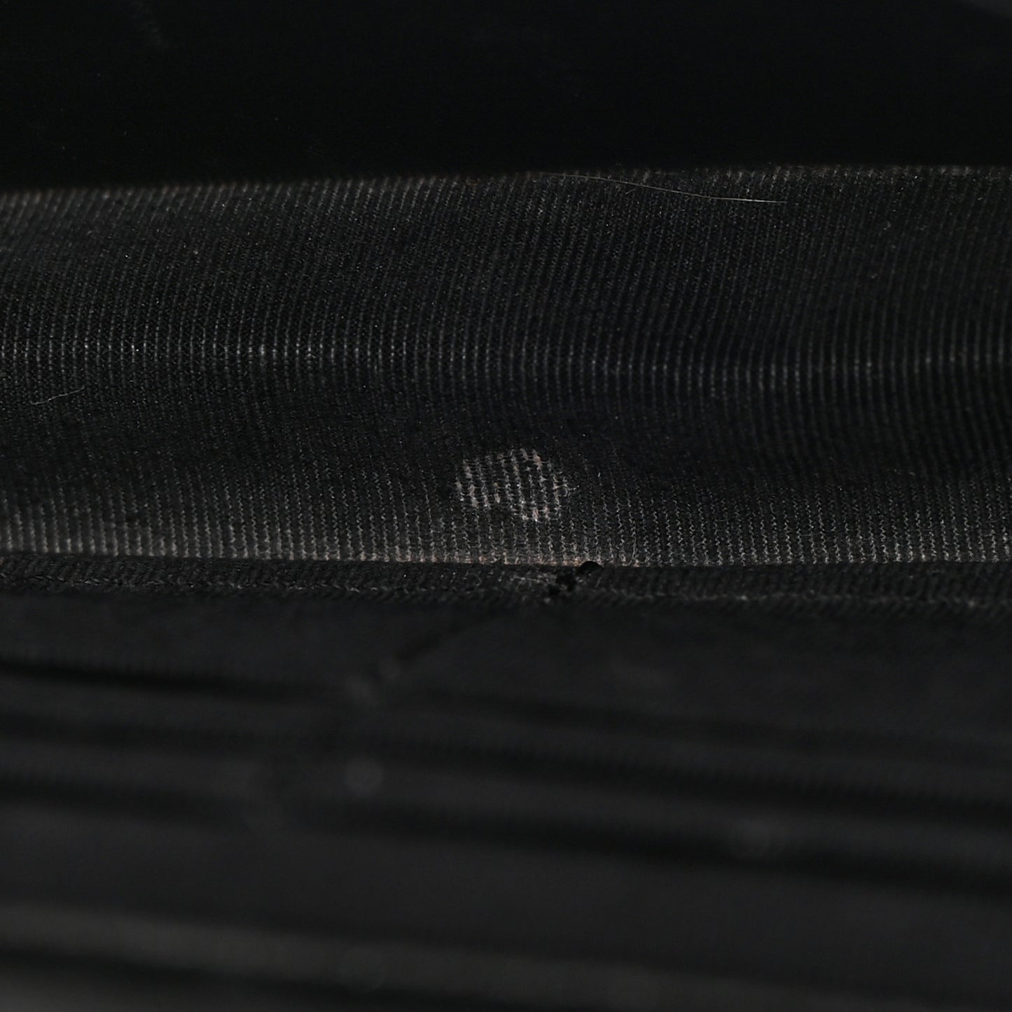 Patent Quilted Wallet On Chain WOC Black
