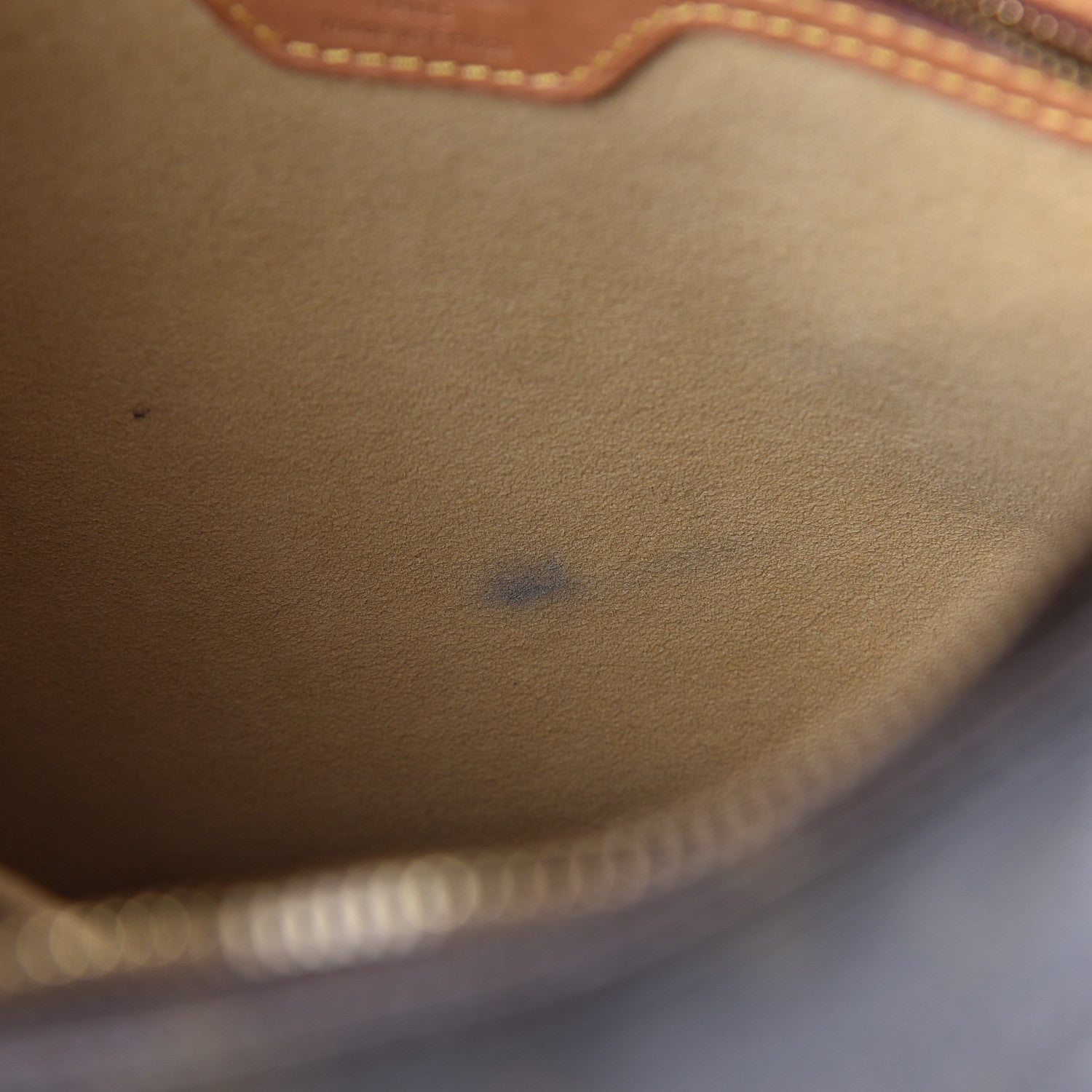 Louis Vuitton Monogram Looping GM 9 of 12