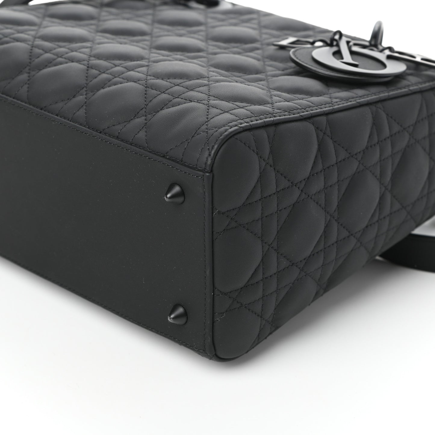 Ultra Matte Calfskin Cannage Medium Lady Dior Black