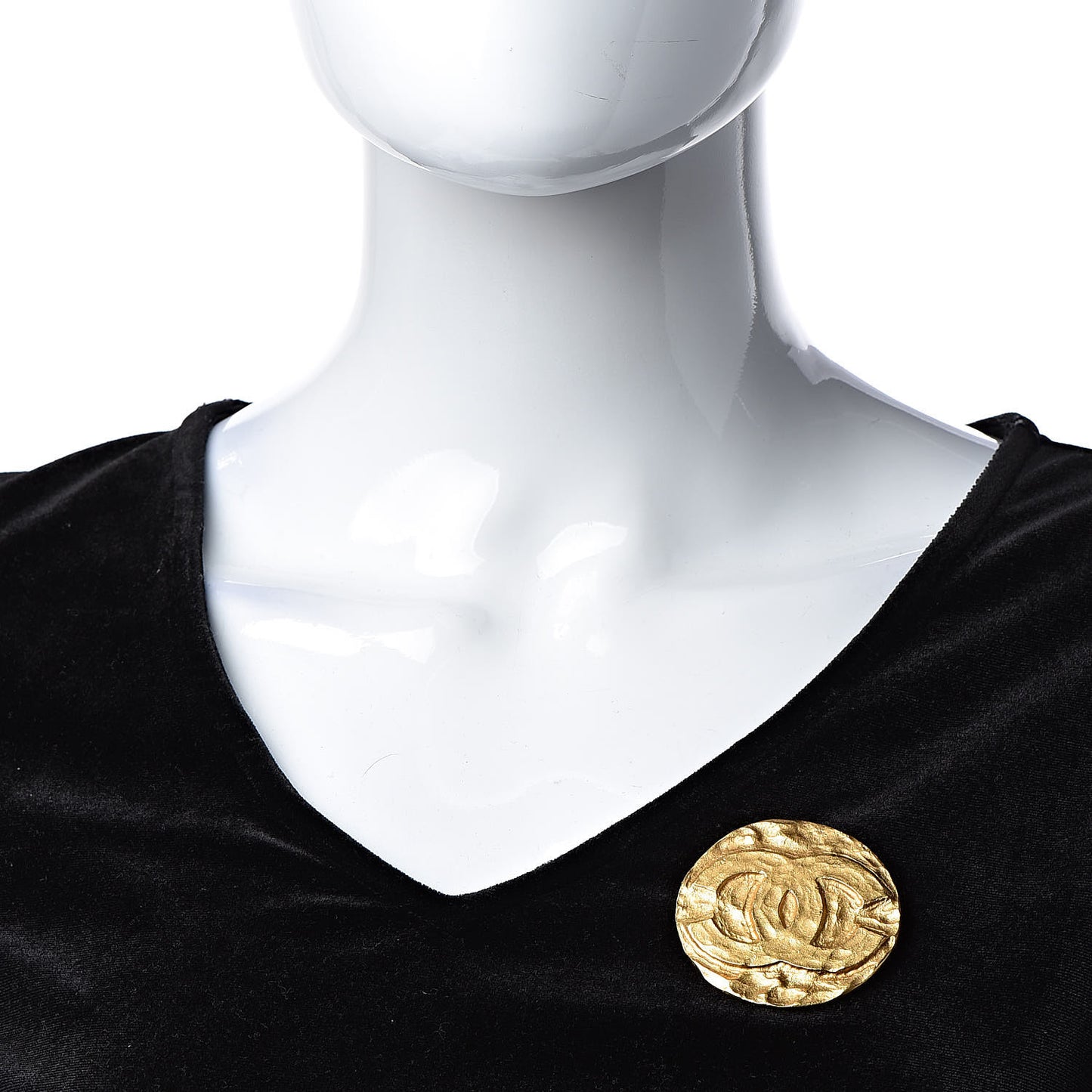 Medallion CC Brooch Gold