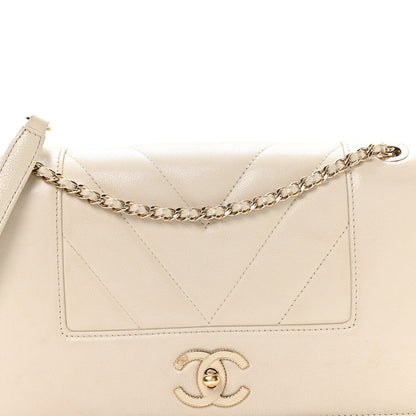 Chanel Sheepskin Chevron Quilted Medium Vintage Mademoiselle Flap White 7 of 9