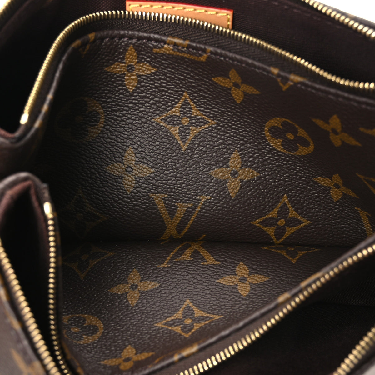 Monogram Liv Pochette