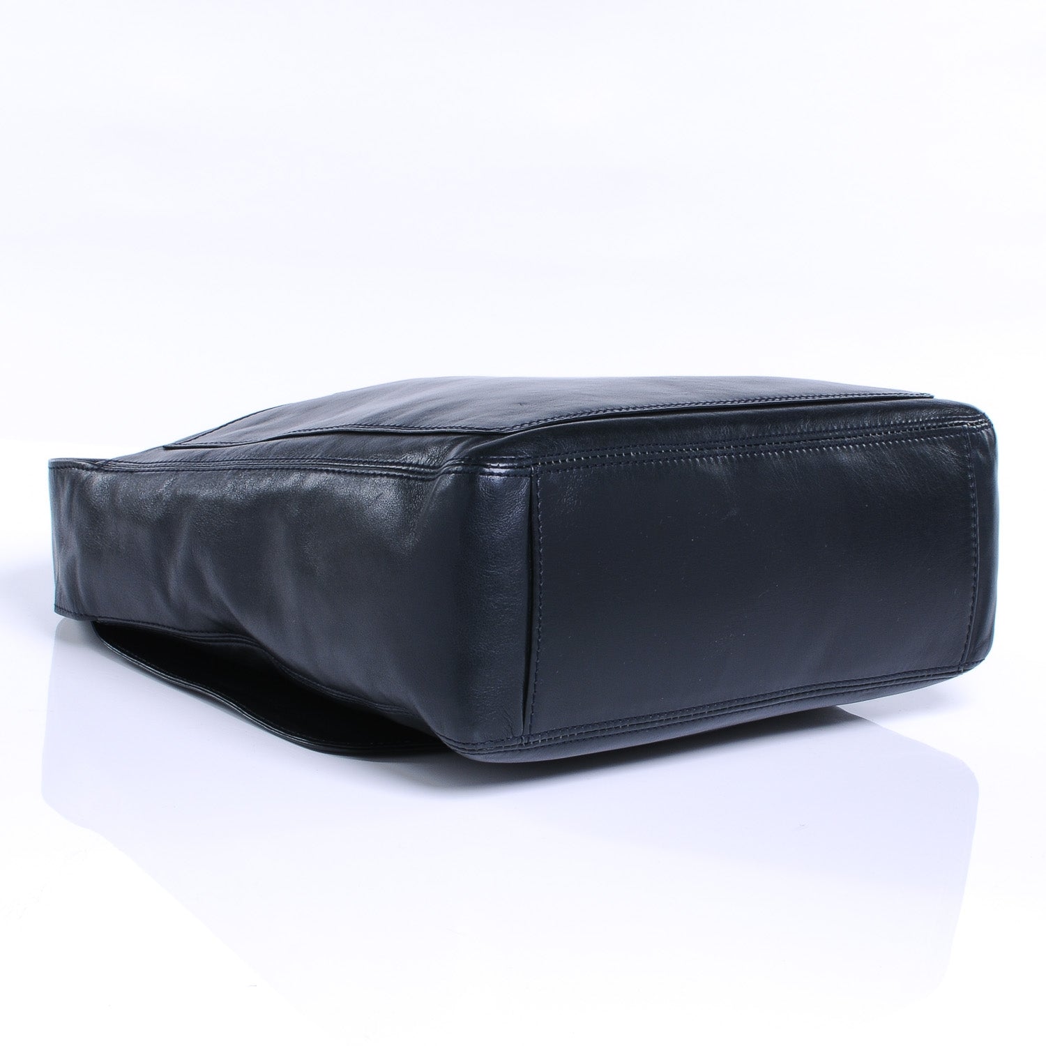 Chanel Lambskin CC Shoulder Bag Black 4 of 7