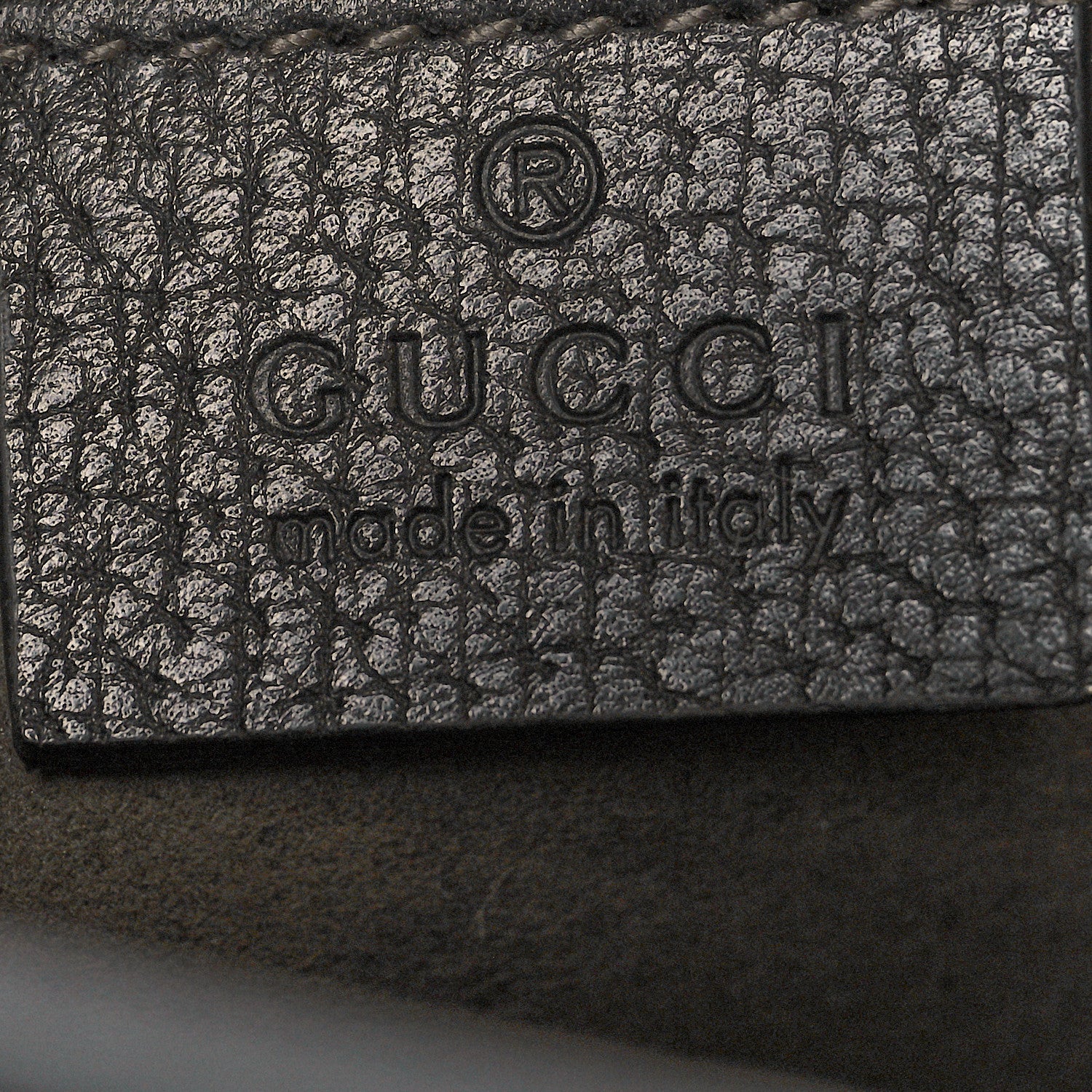 Gucci Textured Dollar Calfskin Nylon Gucci Stripe New Web Cosmetic Case Black Ecru Verde Rosso 6 of 11