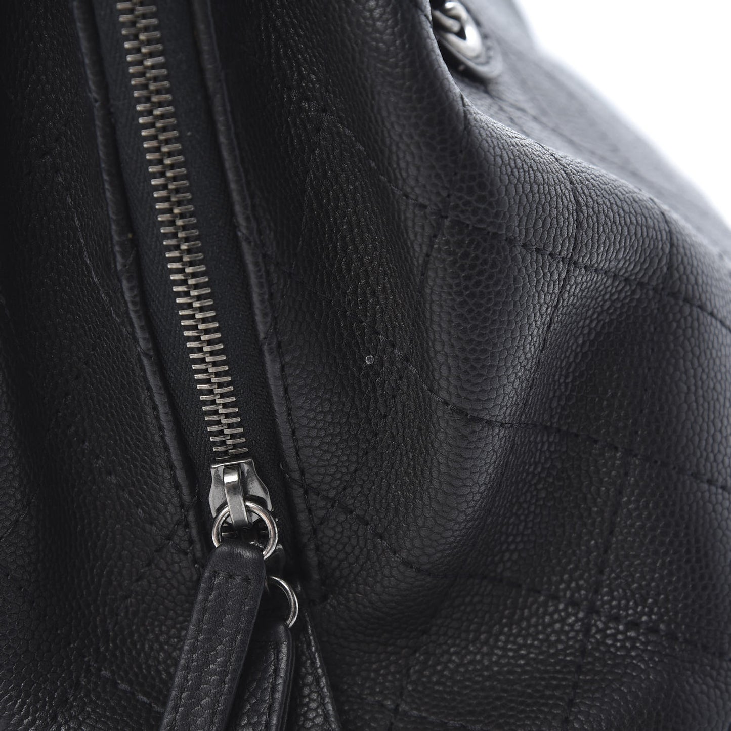 Grained Vegetal Calfskin Urban Shopping Tote Black