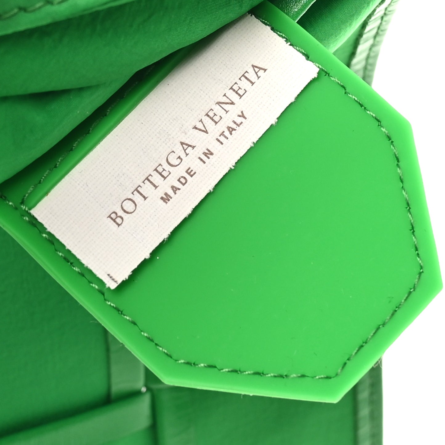 Paper Calfskin Maxi Intreccio Extra Mini Cassette Crossbody Bag Parakeet