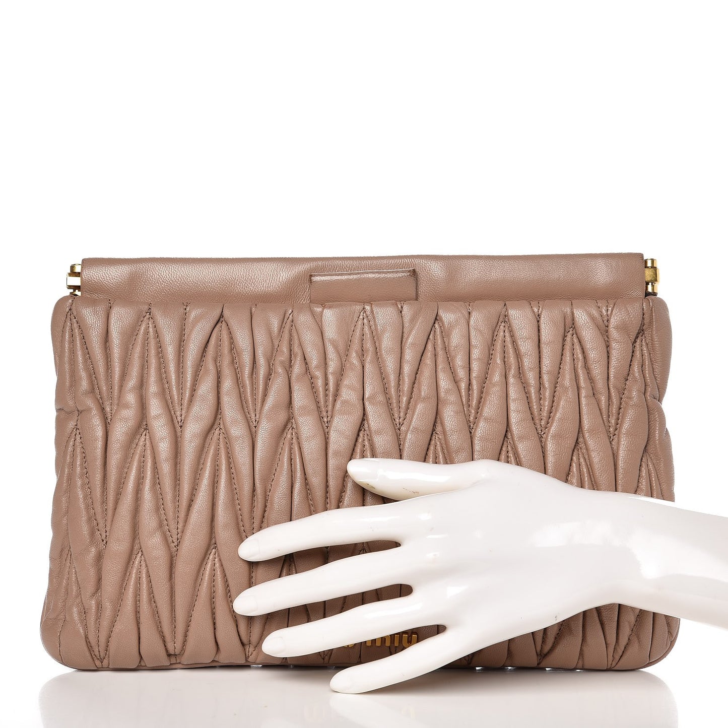 Nappa Matelasse Clutch Cammeo