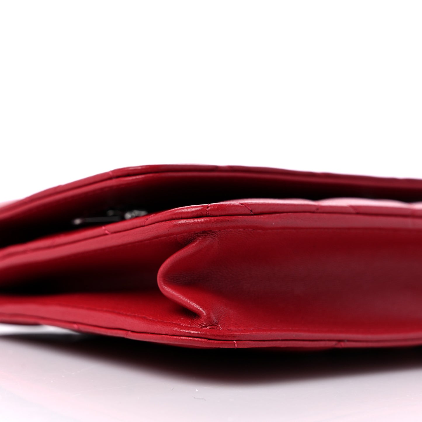 Lambskin Quilted Wallet On Chain WOC Red
