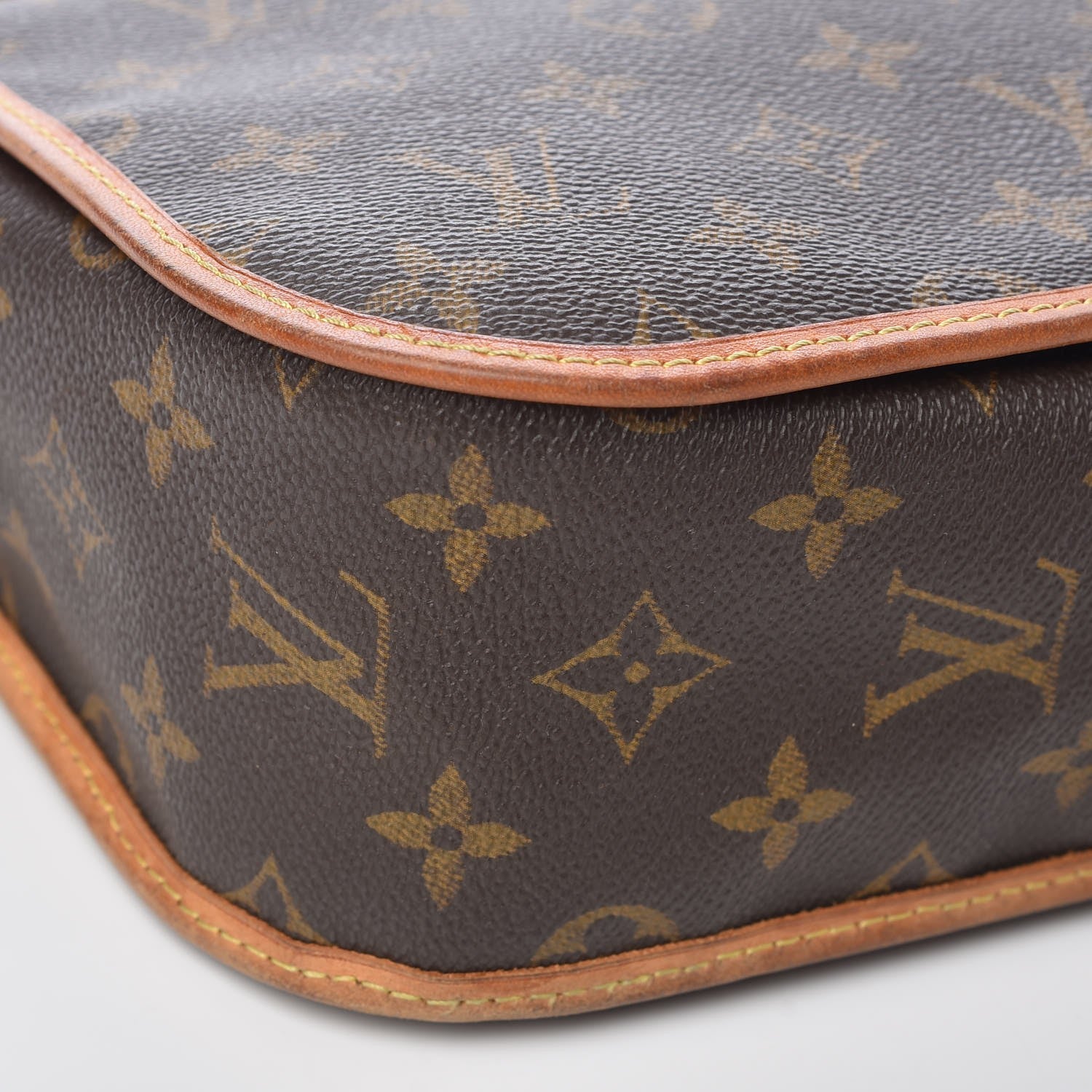 Louis Vuitton Monogram Bosphore PM Messenger 19 of 23
