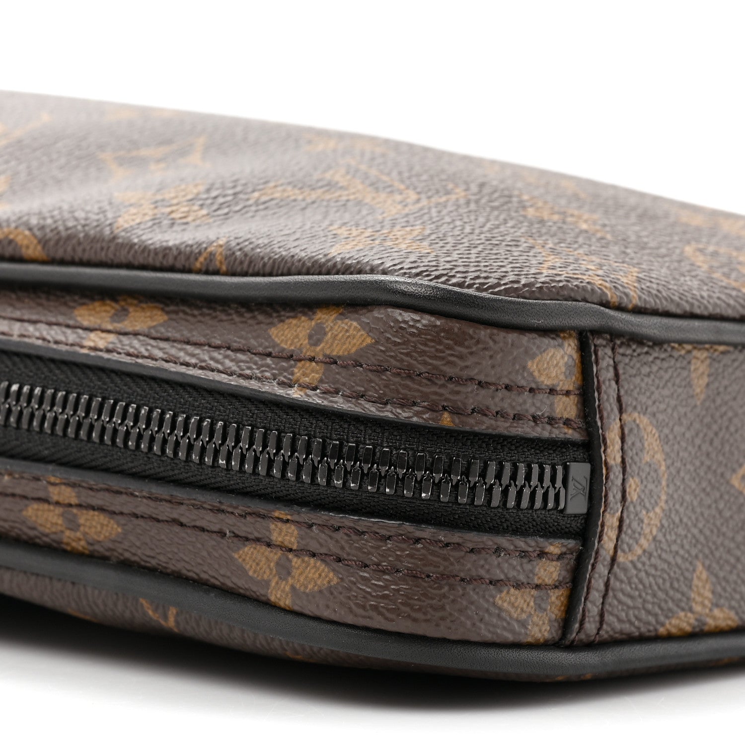 Louis Vuitton Monogram Utility Side Bag 8 of 8