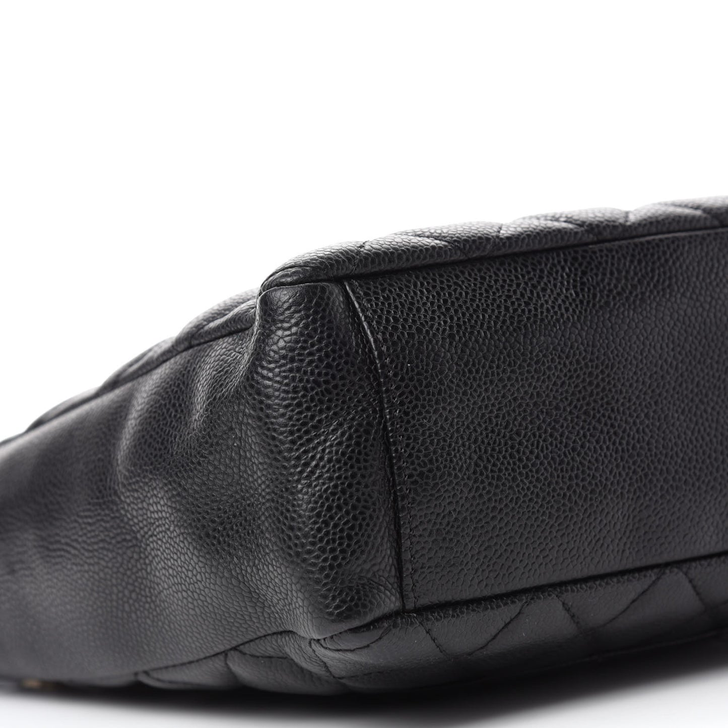 Caviar Quilted Petit Shopping Tote PST Black