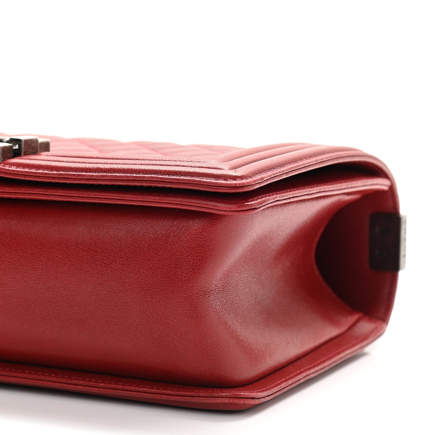 Lambskin Quilted Medium Boy Flap Red