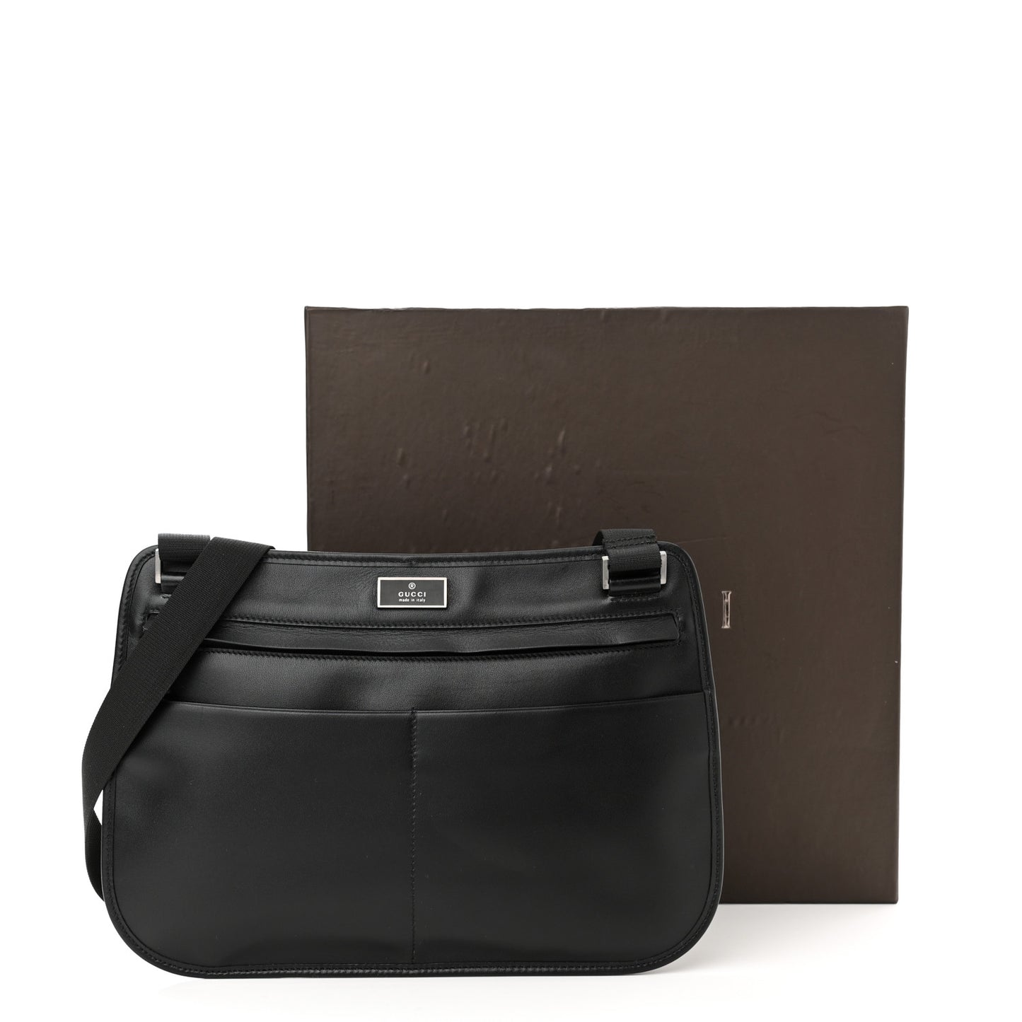 Pebbled Calfskin Medium Soho Messenger Bag Black