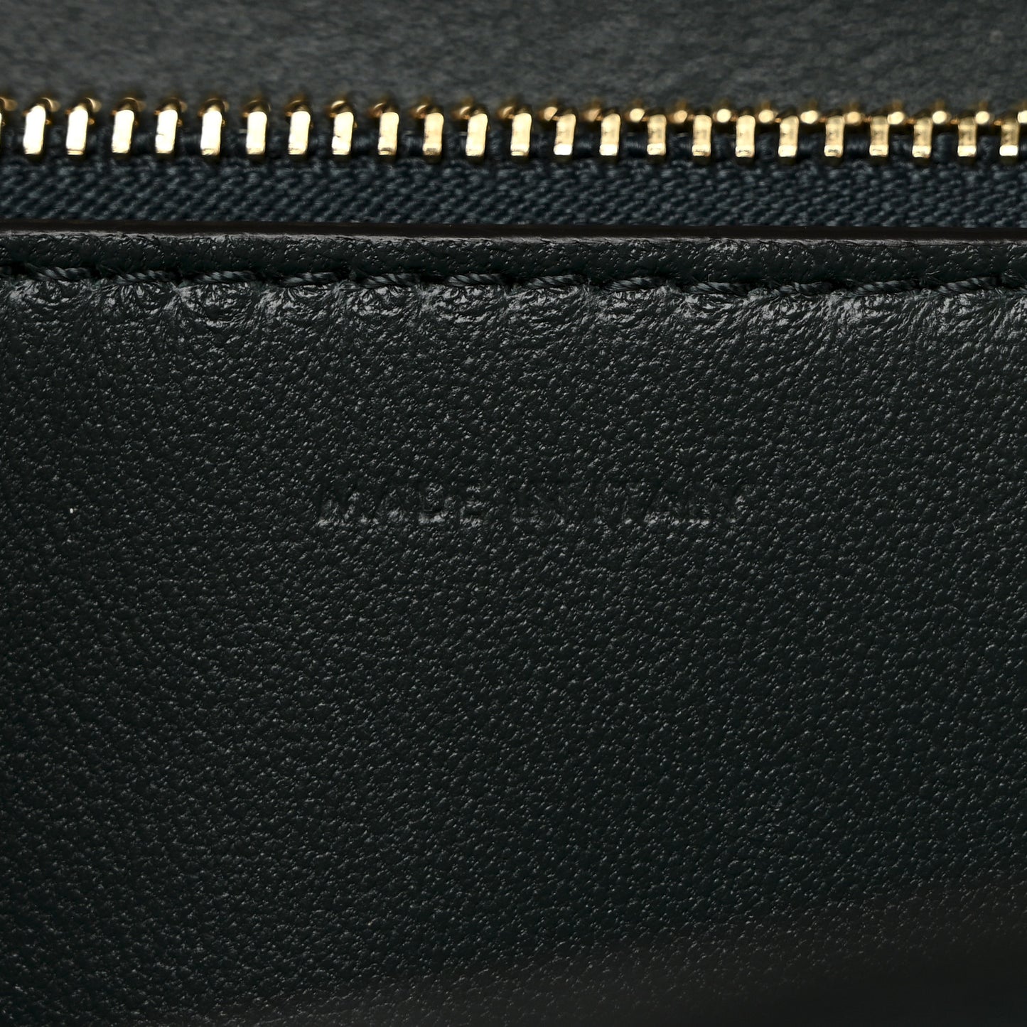 Box Calfskin Medium Classic Box Flap Bag Amazone