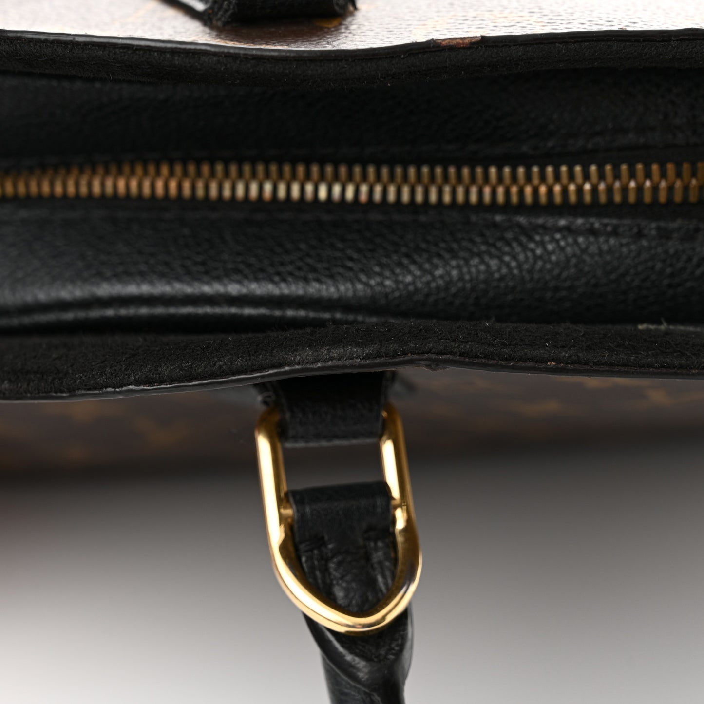 Monogram Alma BNB Black