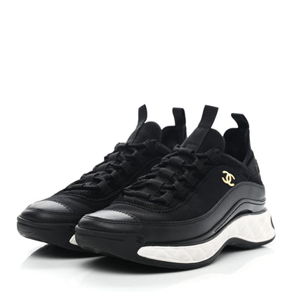 Chanel Velvet Calfskin Mixed Fibers CC Sneakers 38 Black 3 of 11