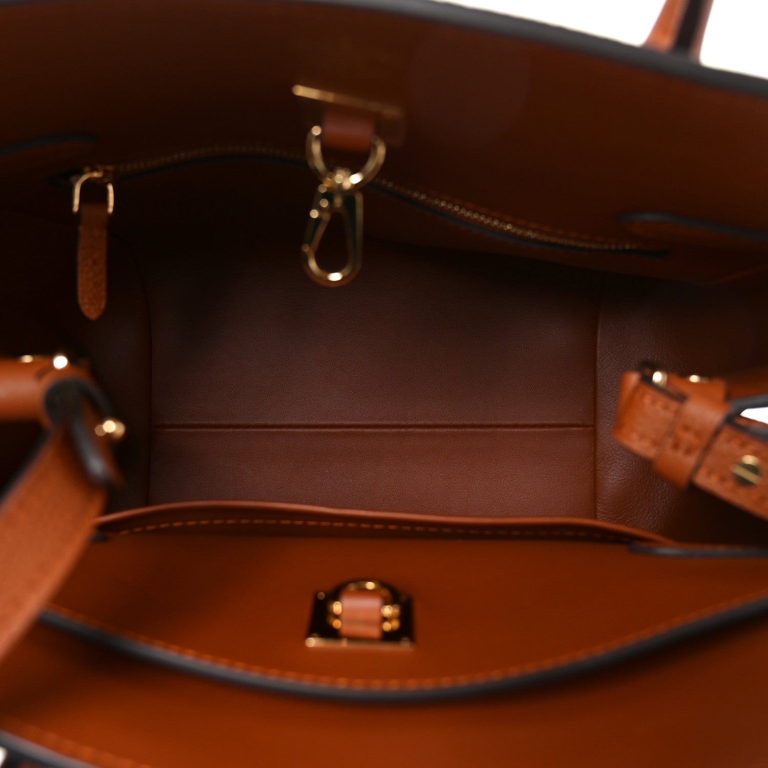 Louis Vuitton Veau Nuage Milla PM Gold 5 of 9