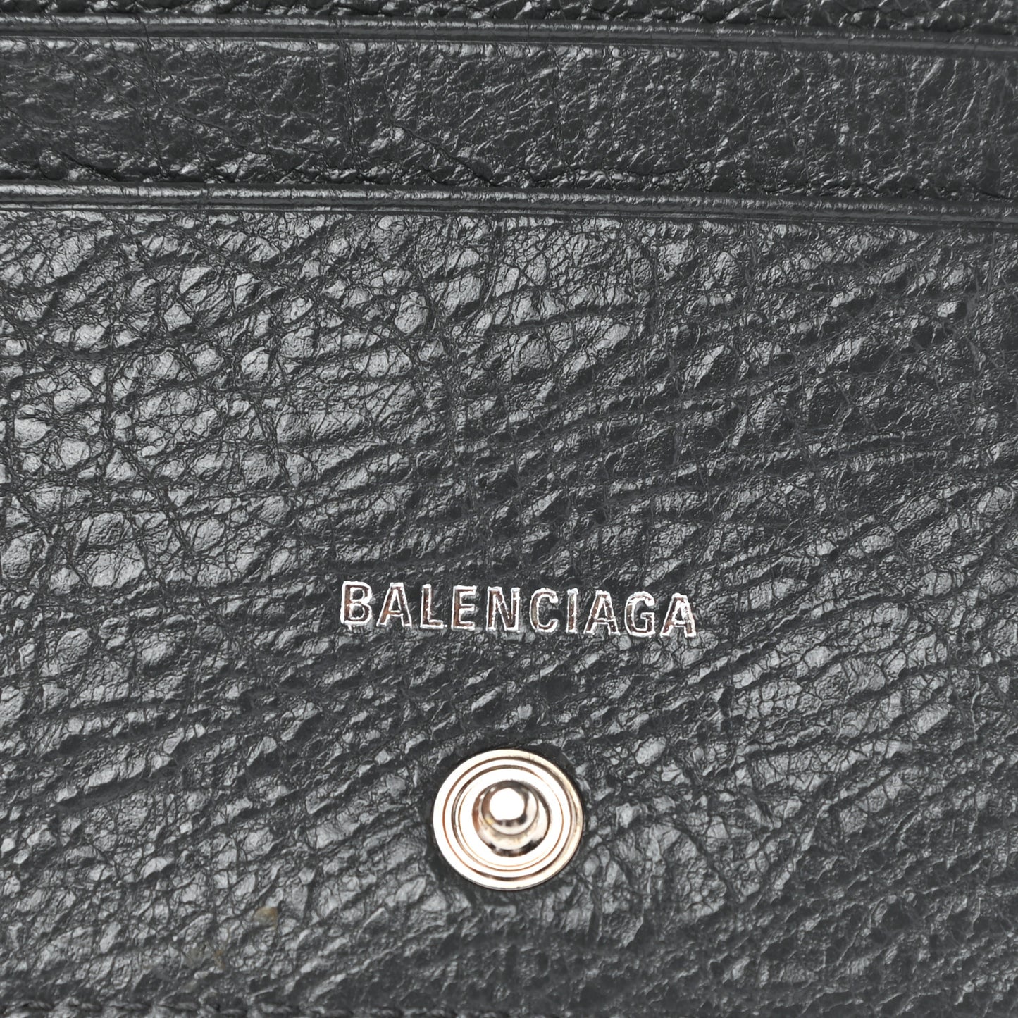 Agneau Classic Silver Hardware Compact Wallet Gris Fossile