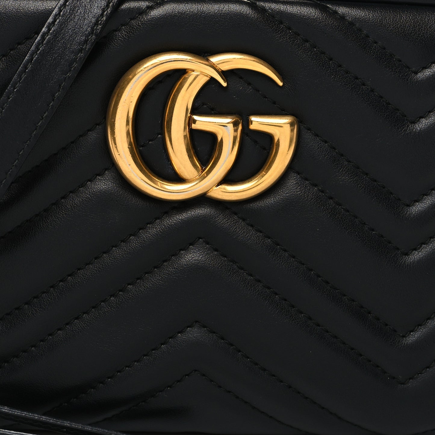 Calfskin Matelasse Small GG Marmont Chain Shoulder Bag Black