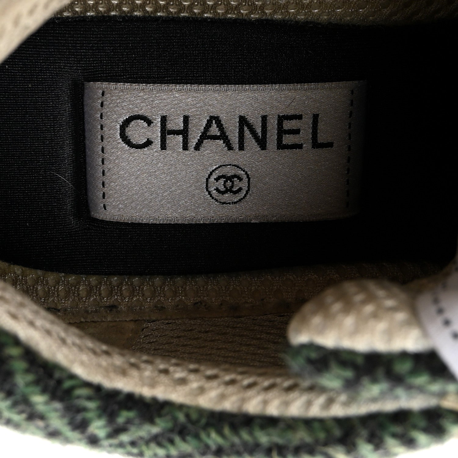Chanel Tweed Suede CC Sneakers 38.5 Navy Red Multicolor 8 of 8