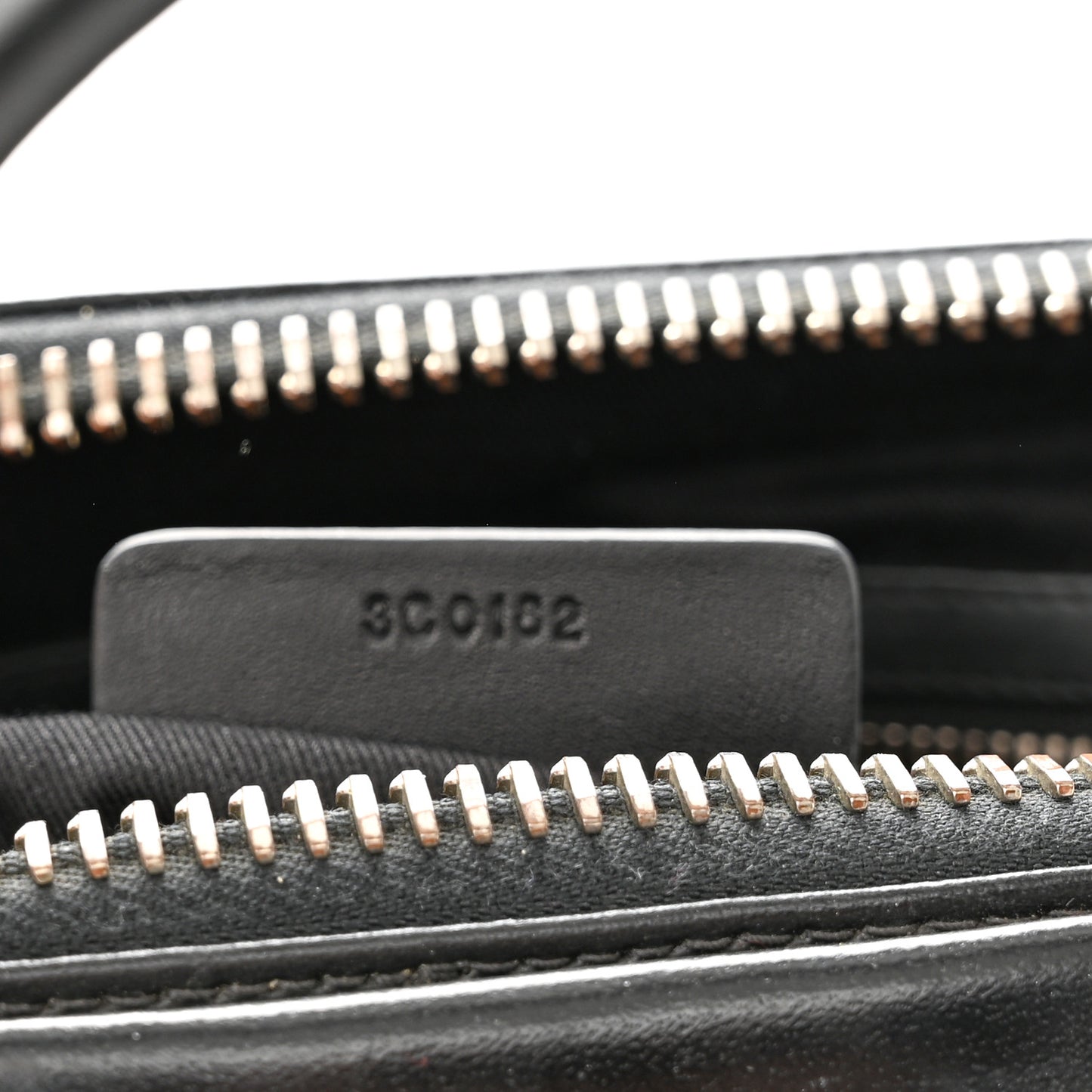 Shiny Lord Calfskin Medium Antigona Black