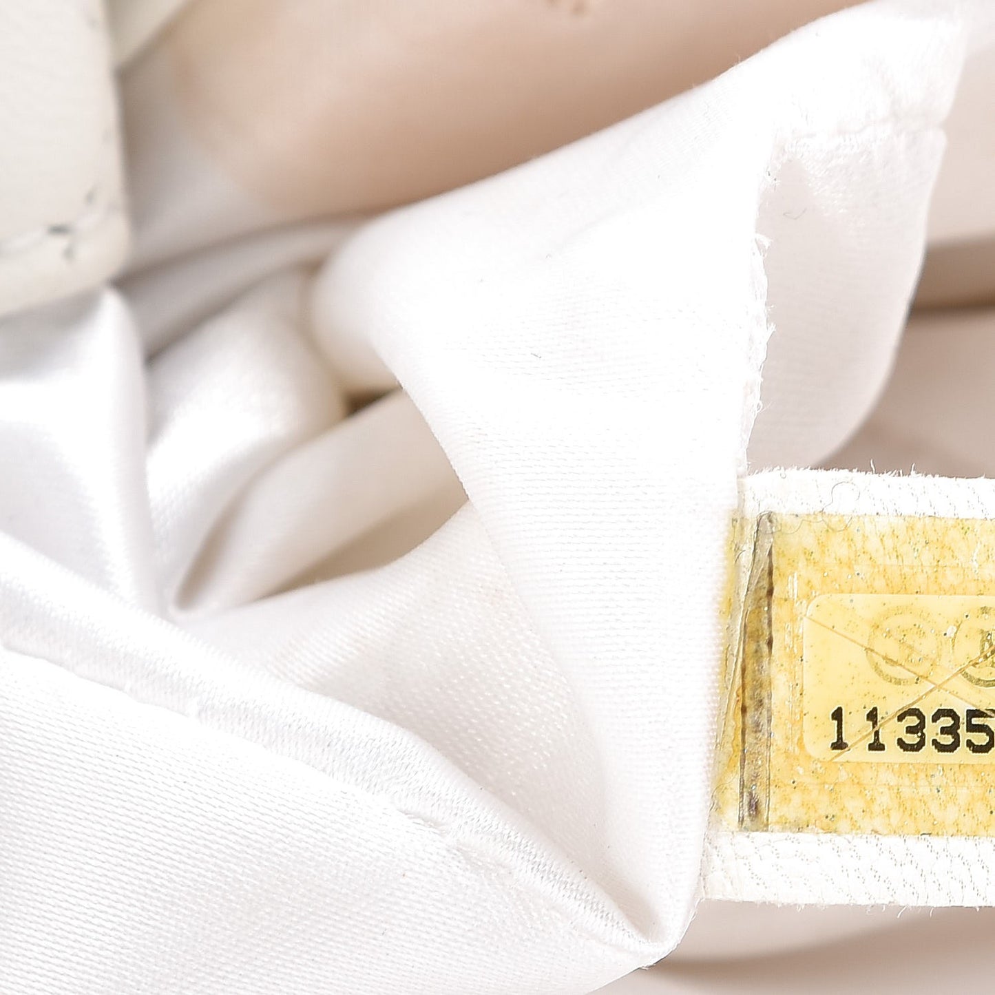 Lambskin Large Soft and Chain Flap White