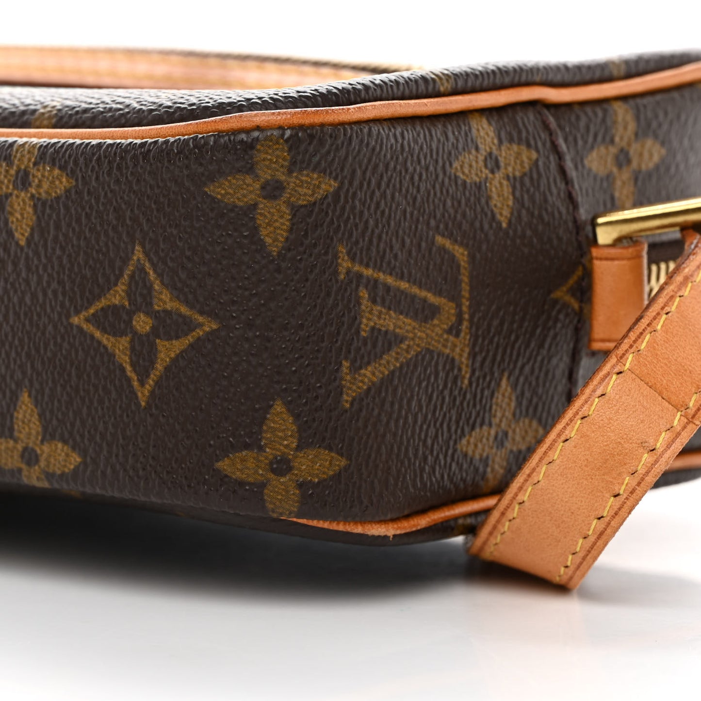 Monogram Pochette Cite