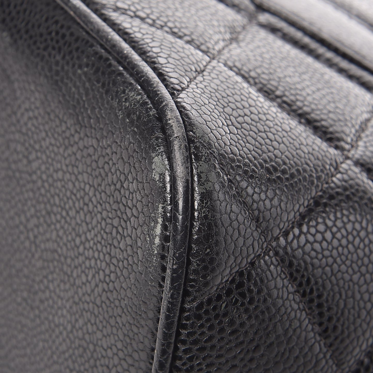 Caviar Quilted Medallion Tote Black