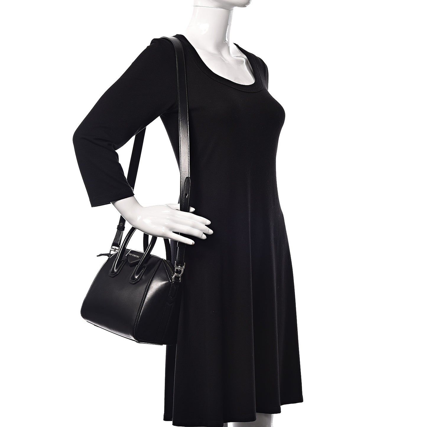 Shiny Lord Calfskin Mini Antigona Black