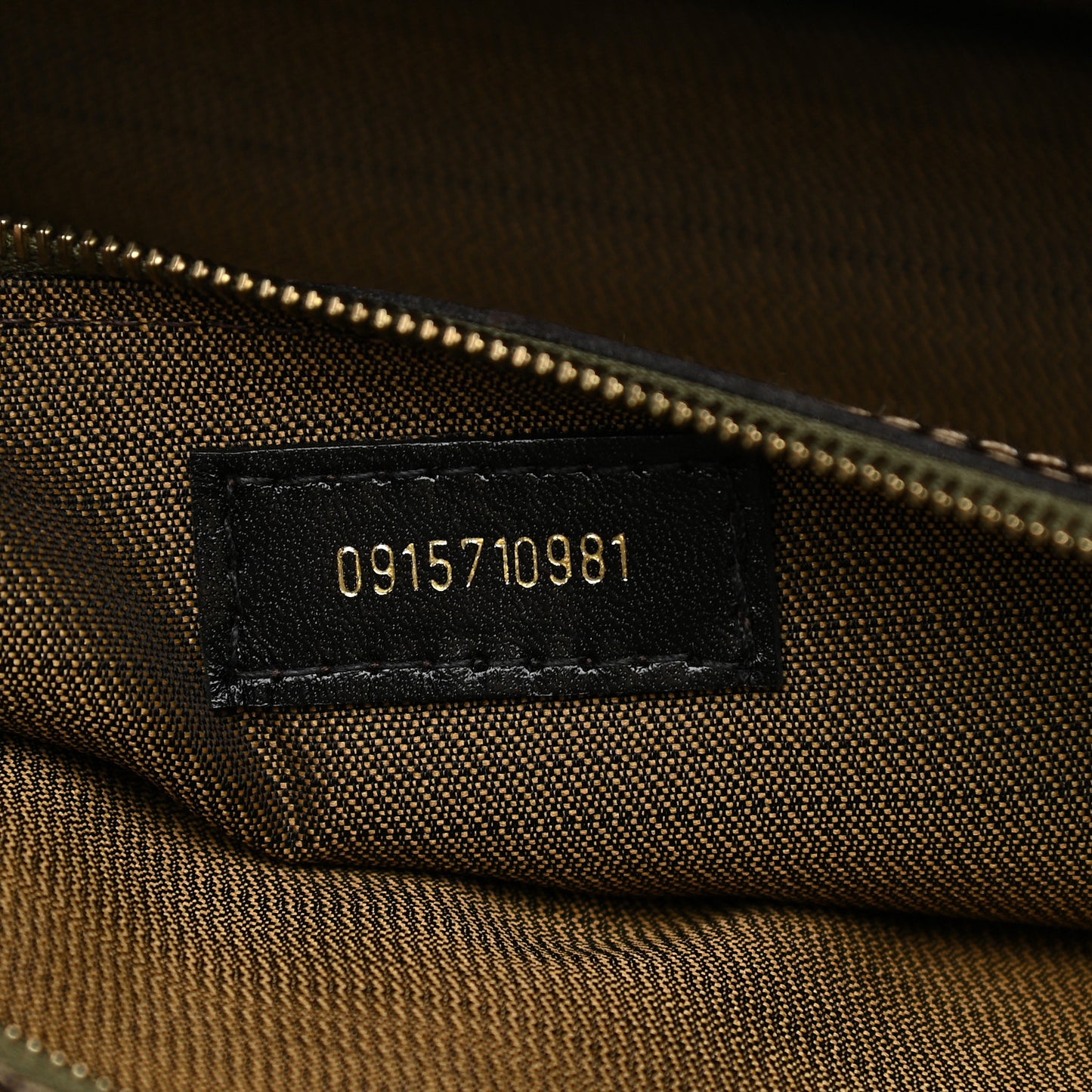 Zucca Calfskin Shoulder Bag Tobacco