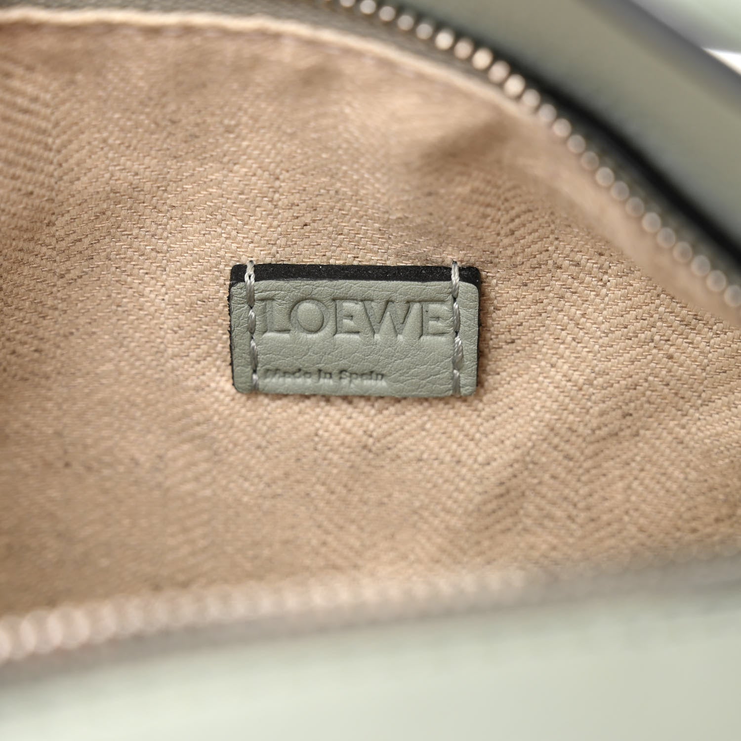 Loewe Calfskin Mini Puzzle Bag Ash Grey Light Celadon 6 of 9