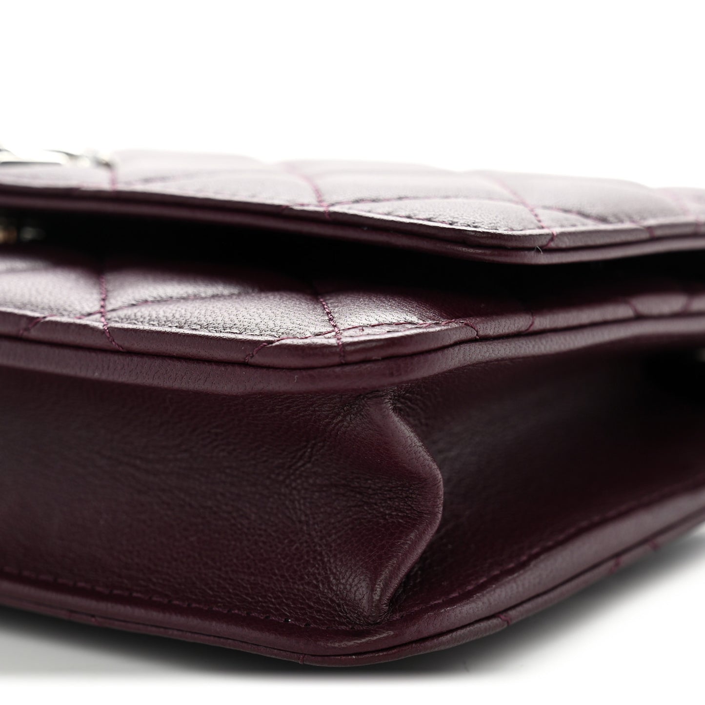 Lambskin Quilted Enamel CC Wallet On Chain WOC Burgundy