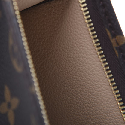 Louis Vuitton Monogram Toiletry Pouch 19 6 of 7