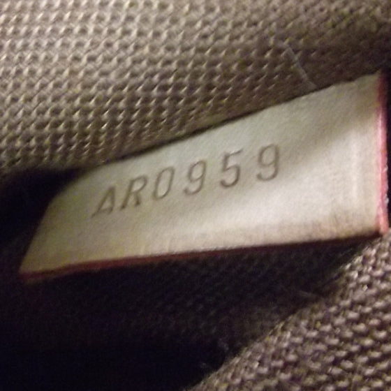 Louis Vuitton Monogram Alma 13 of 13