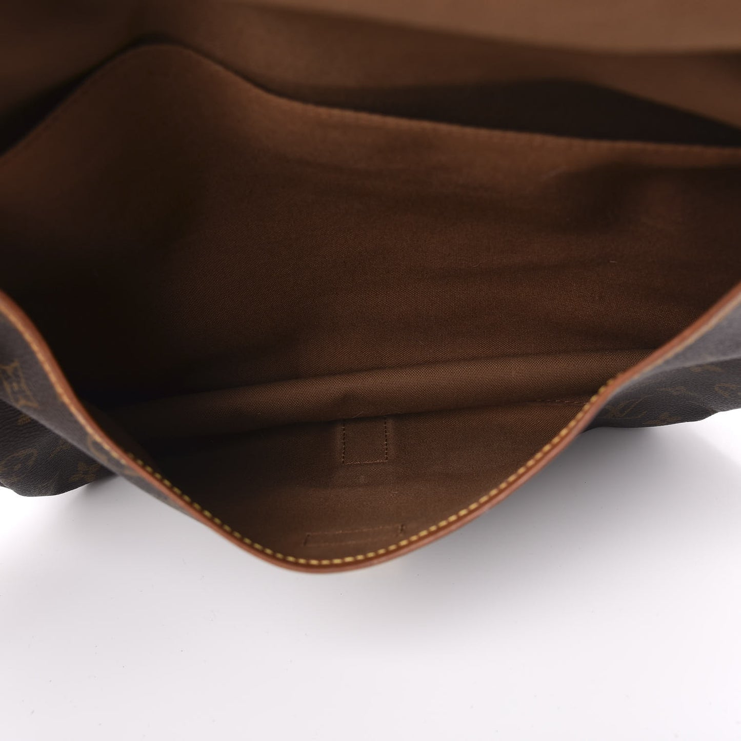 Monogram Saumur 35