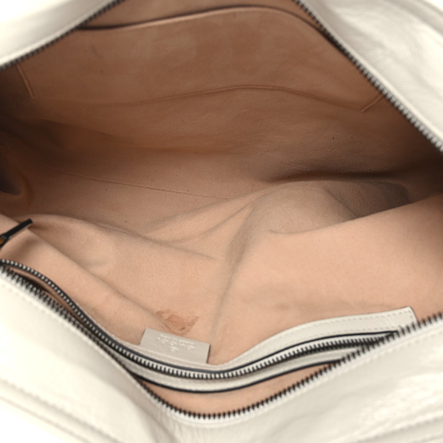 Vintage Calfskin Matelasse Medium GG Marmont Slim Tote White