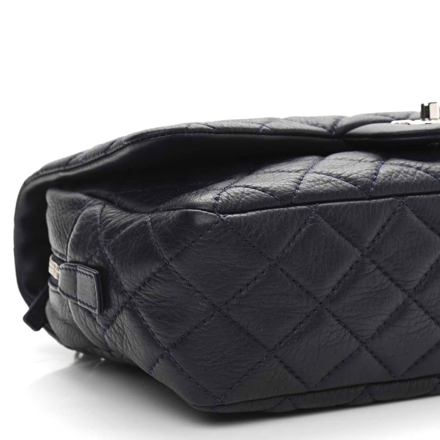 Deerskin Quilted Casual Journey Flap Dark Blue