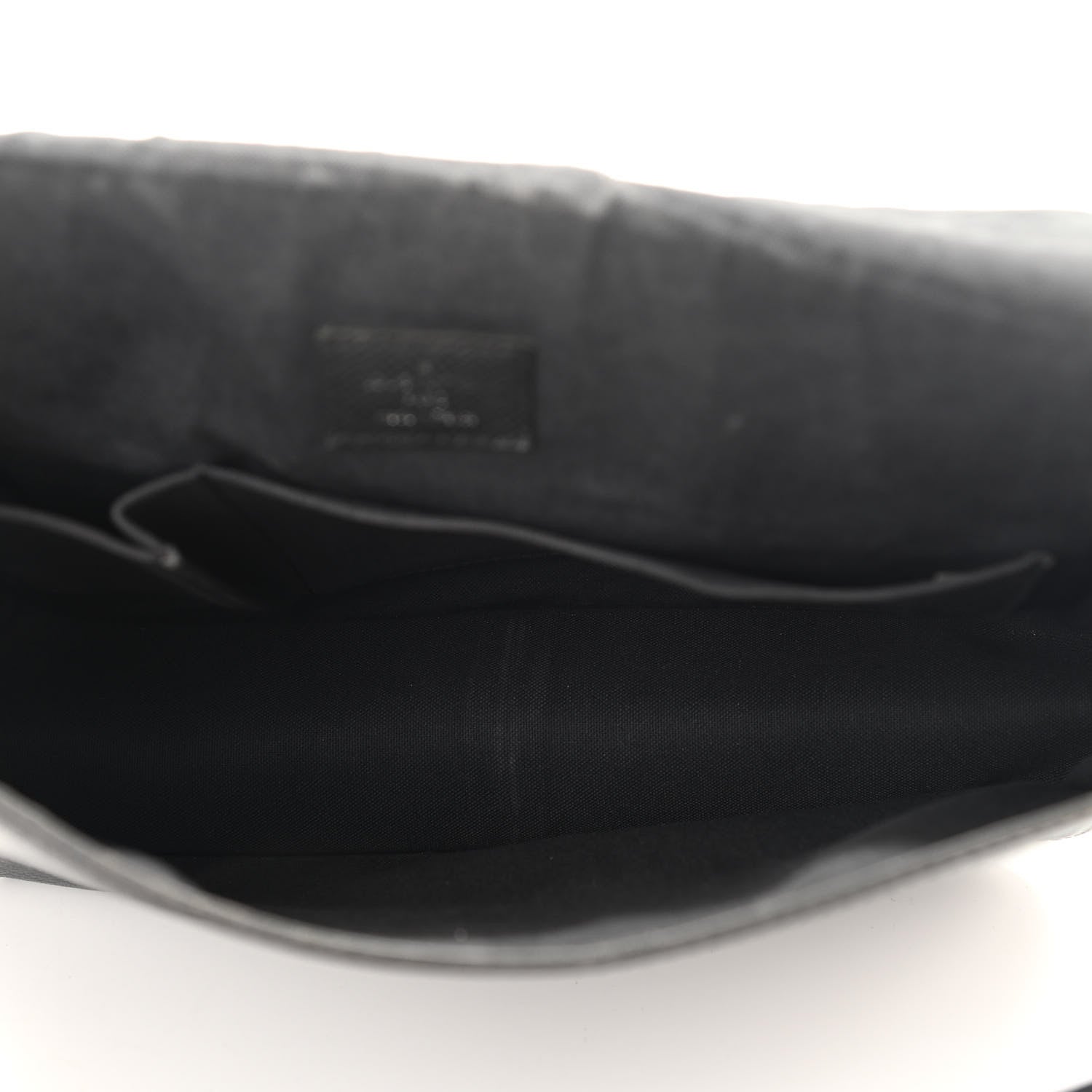 Louis Vuitton Taiga Andrei Ardoise 5 of 14