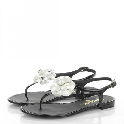 Chanel Patent Calfskin Camellia Thong Sandals 35 Black White 3 of 7