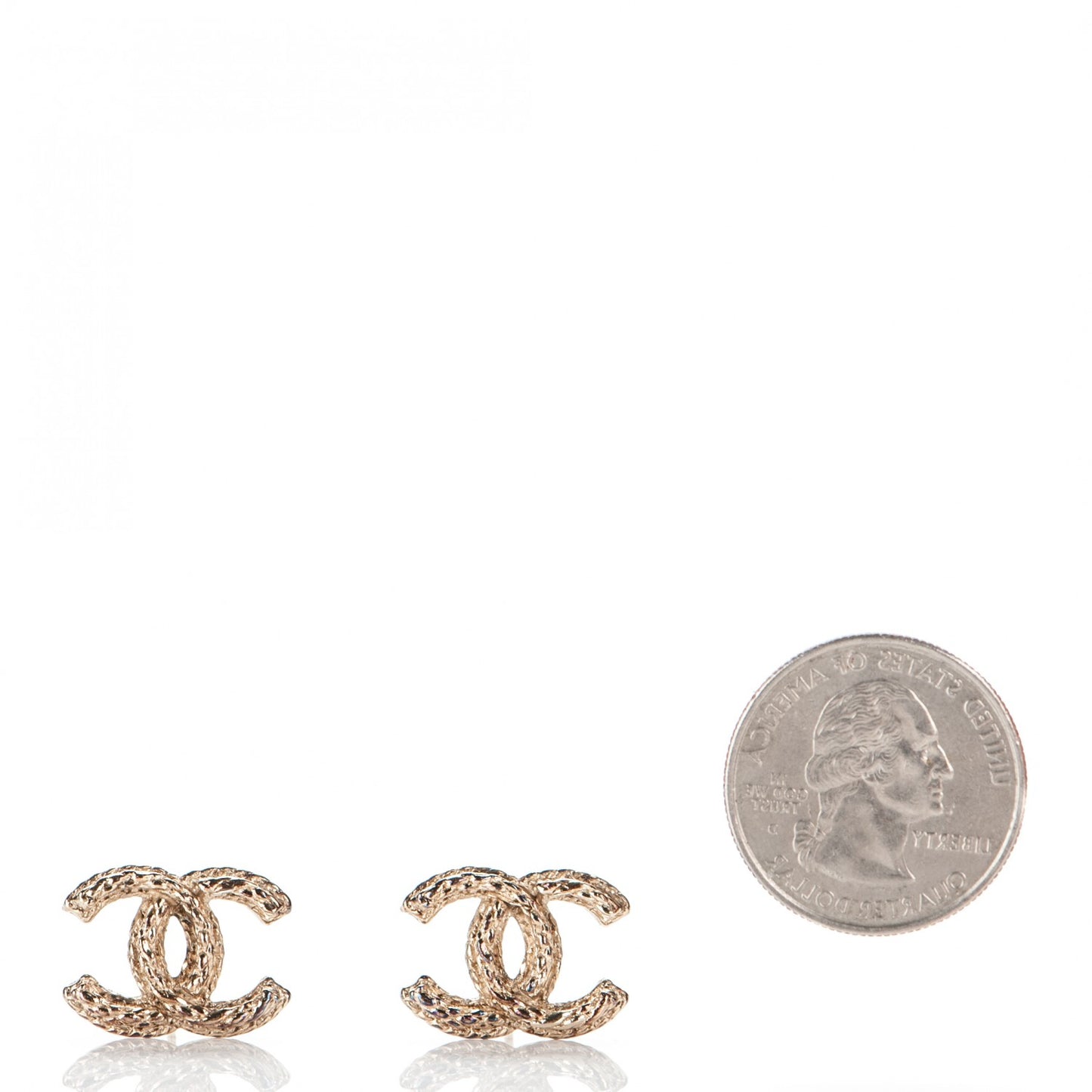 Twisted CC Earrings Light Gold