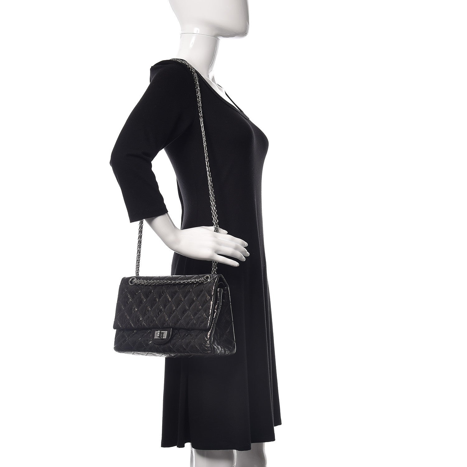 Chanel Metallic Aged Calfskin 2.55 Reissue 226 Flap Black 3 of 13